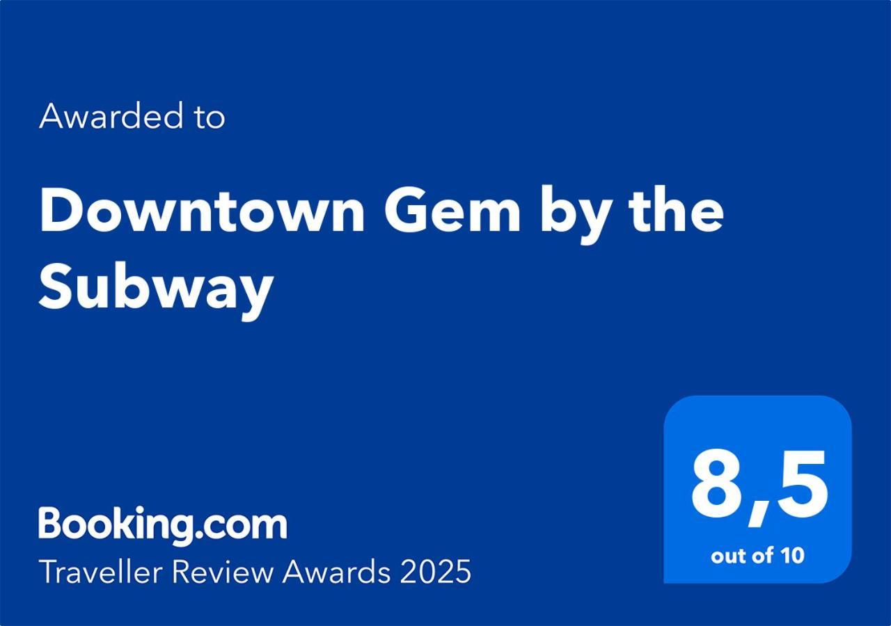 Downtown Gem By The Subway Apartment Toronto Exterior photo